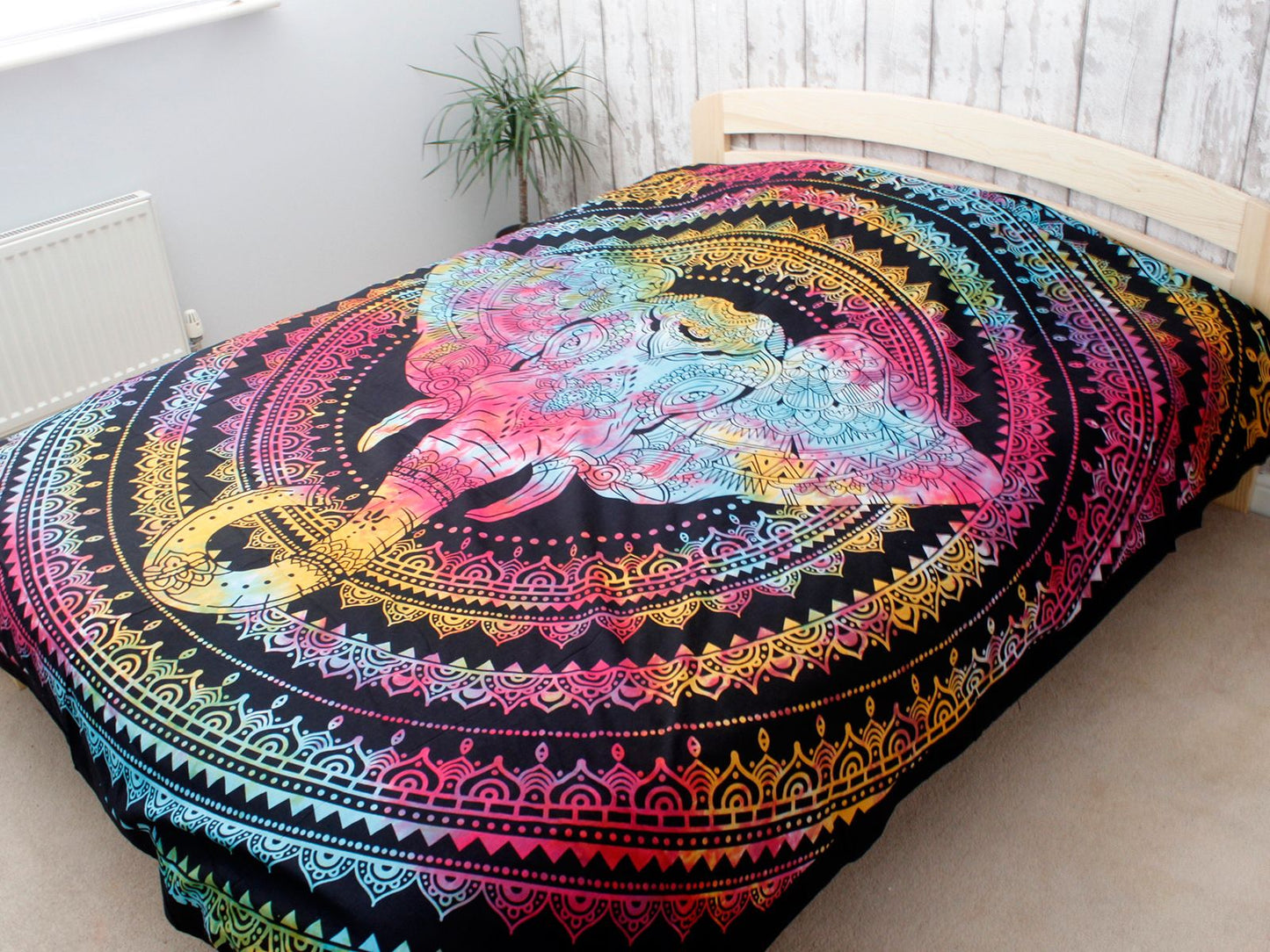 Doppel Baumwoll Tagesdecke & Wandbehang „Elefantenkopf“ – handgefertigt aus Indien (230 × 200 cm)