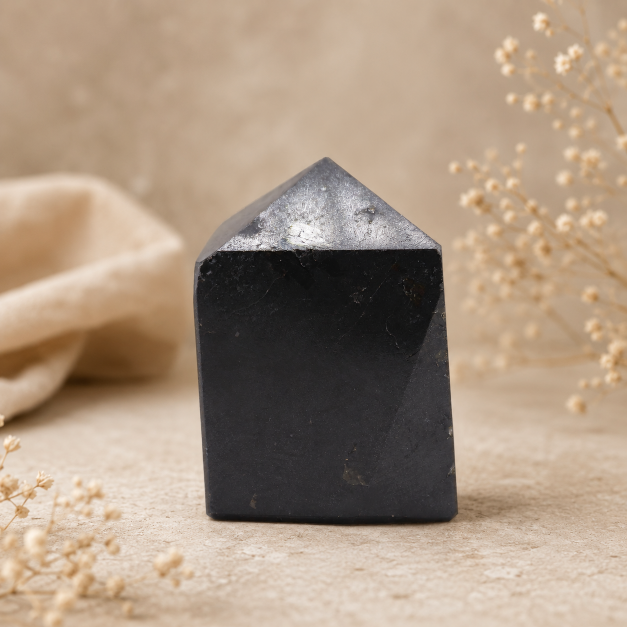 Indian Tourmaline Edelstein Spitzen – schwarze Turmalin Kristalle für Schutz, Erdung und bewusste Räume