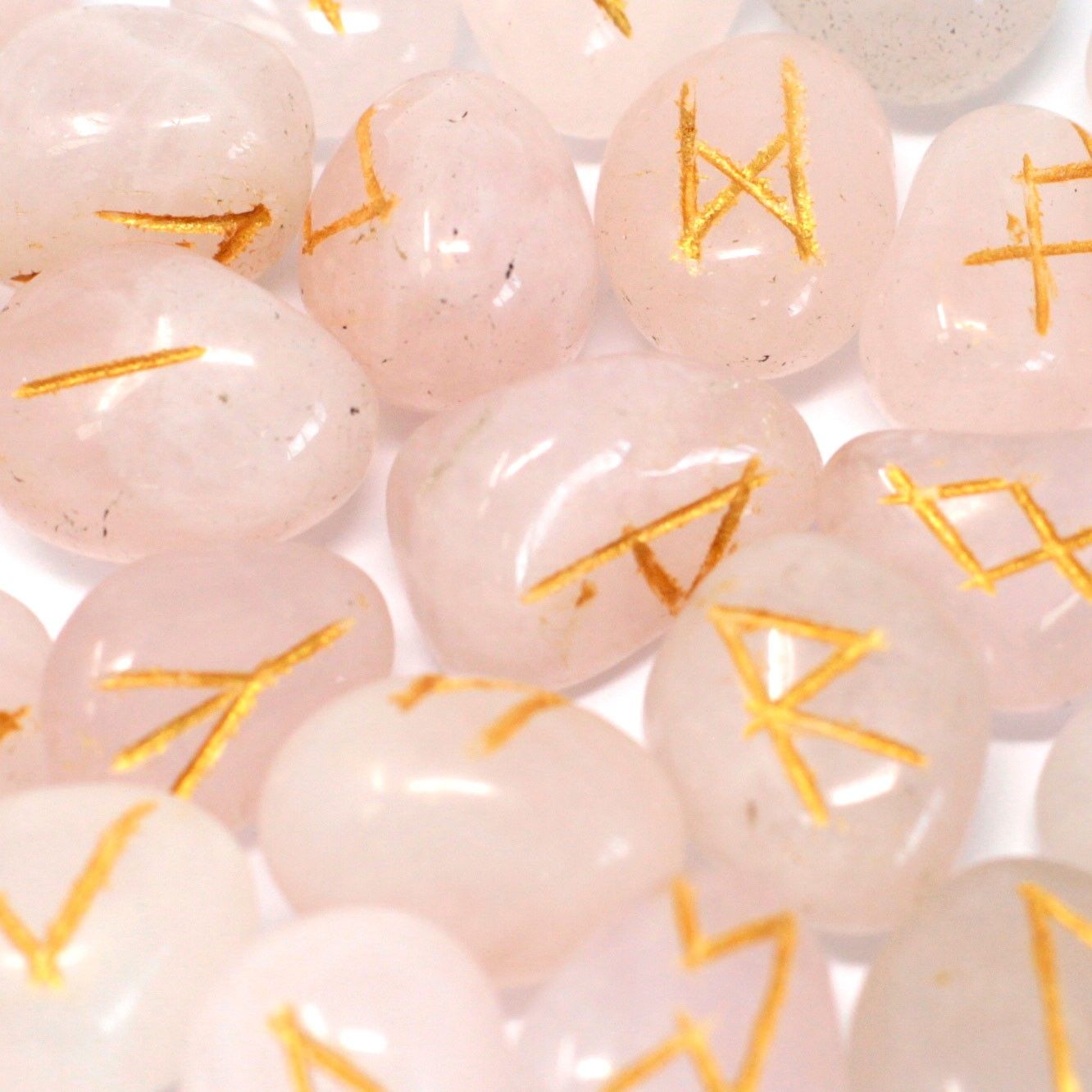 Runenstein Set – mystisches Orakel Set mit 25 Steinen