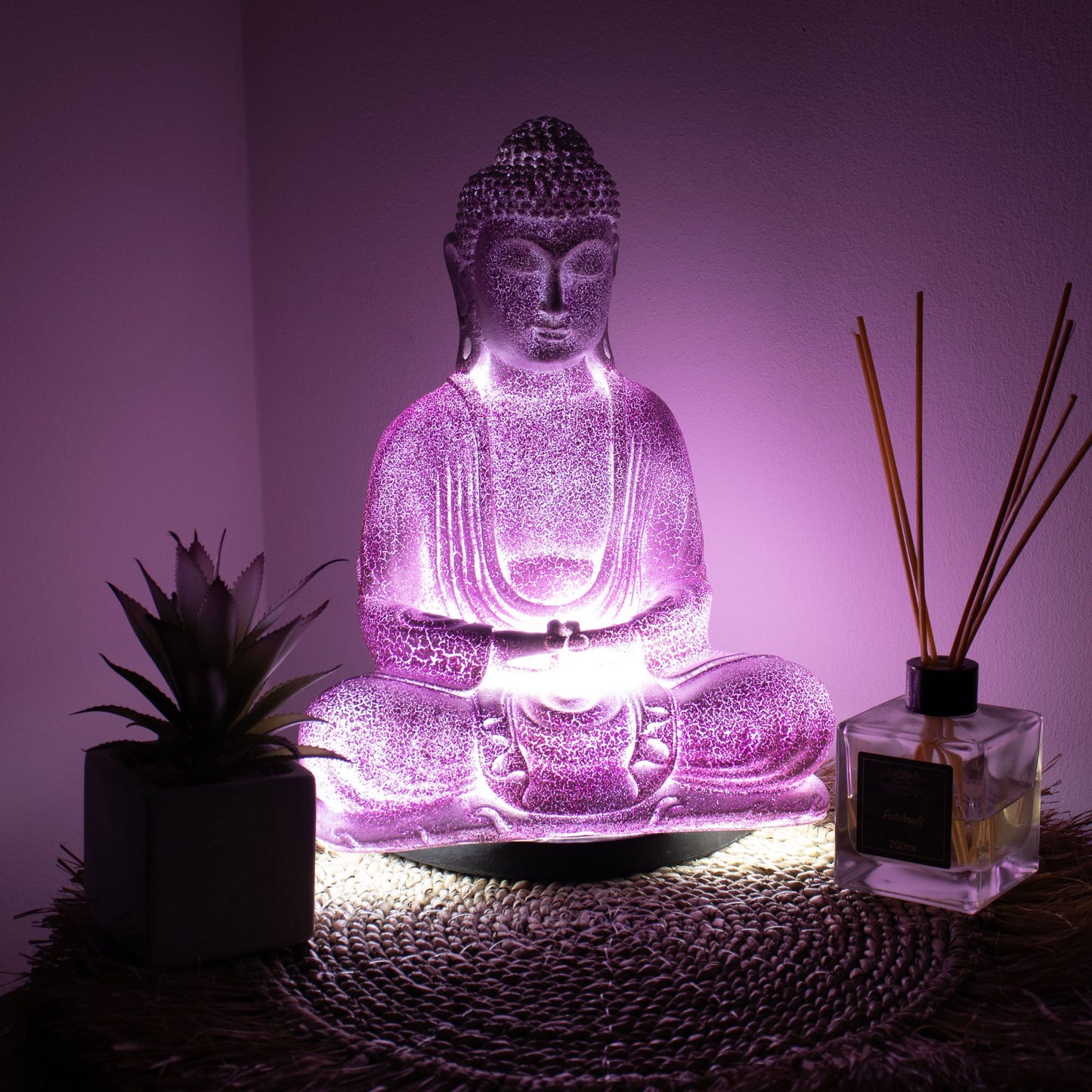 Meditations Buddha Lampe Lavender Crackle – sanftes Licht für Ruhe und Achtsamkeit