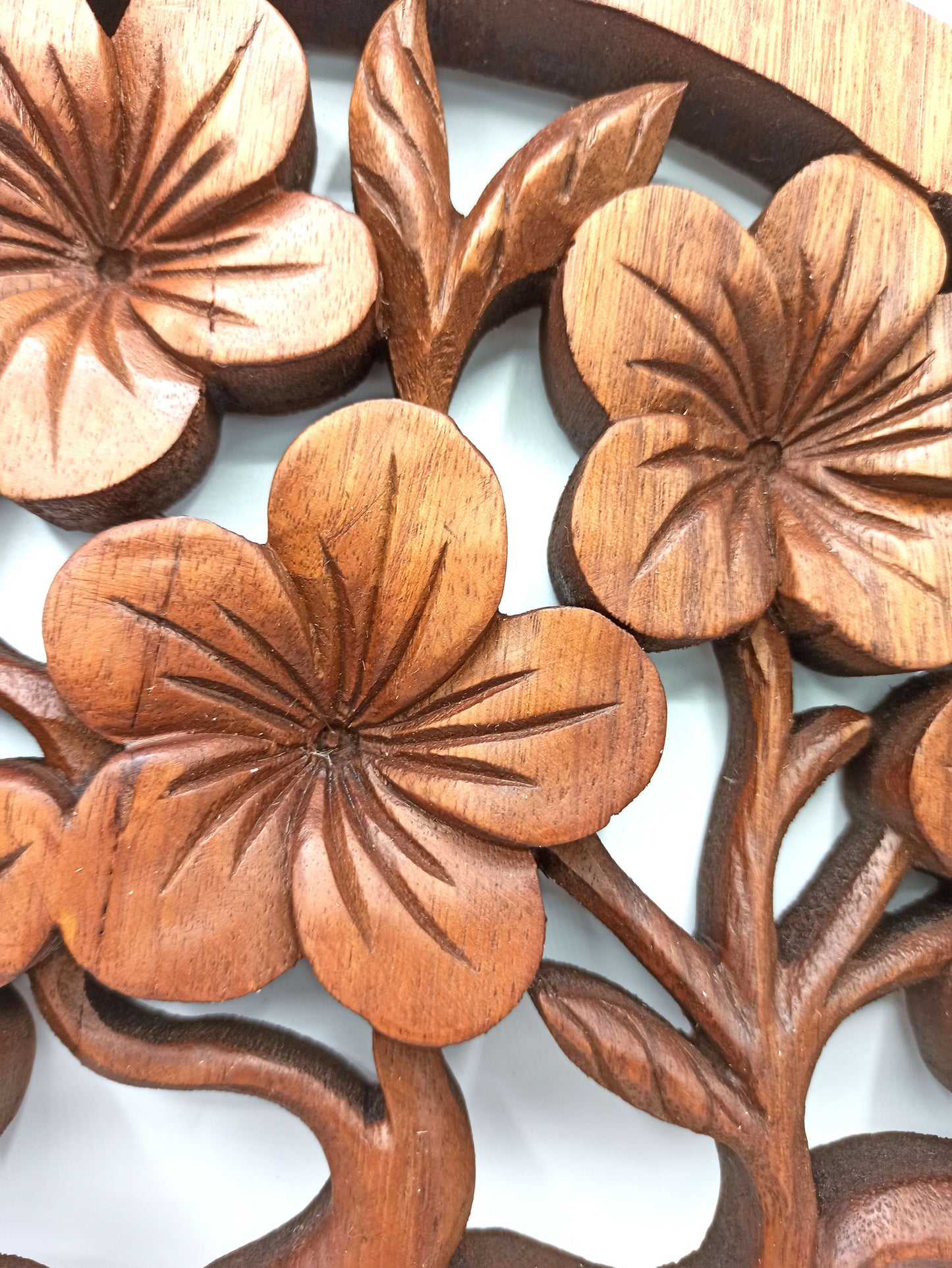 Lebensbaum Wandbild aus Holz – handgeschnitztes Tree of Life Panel 40 cm